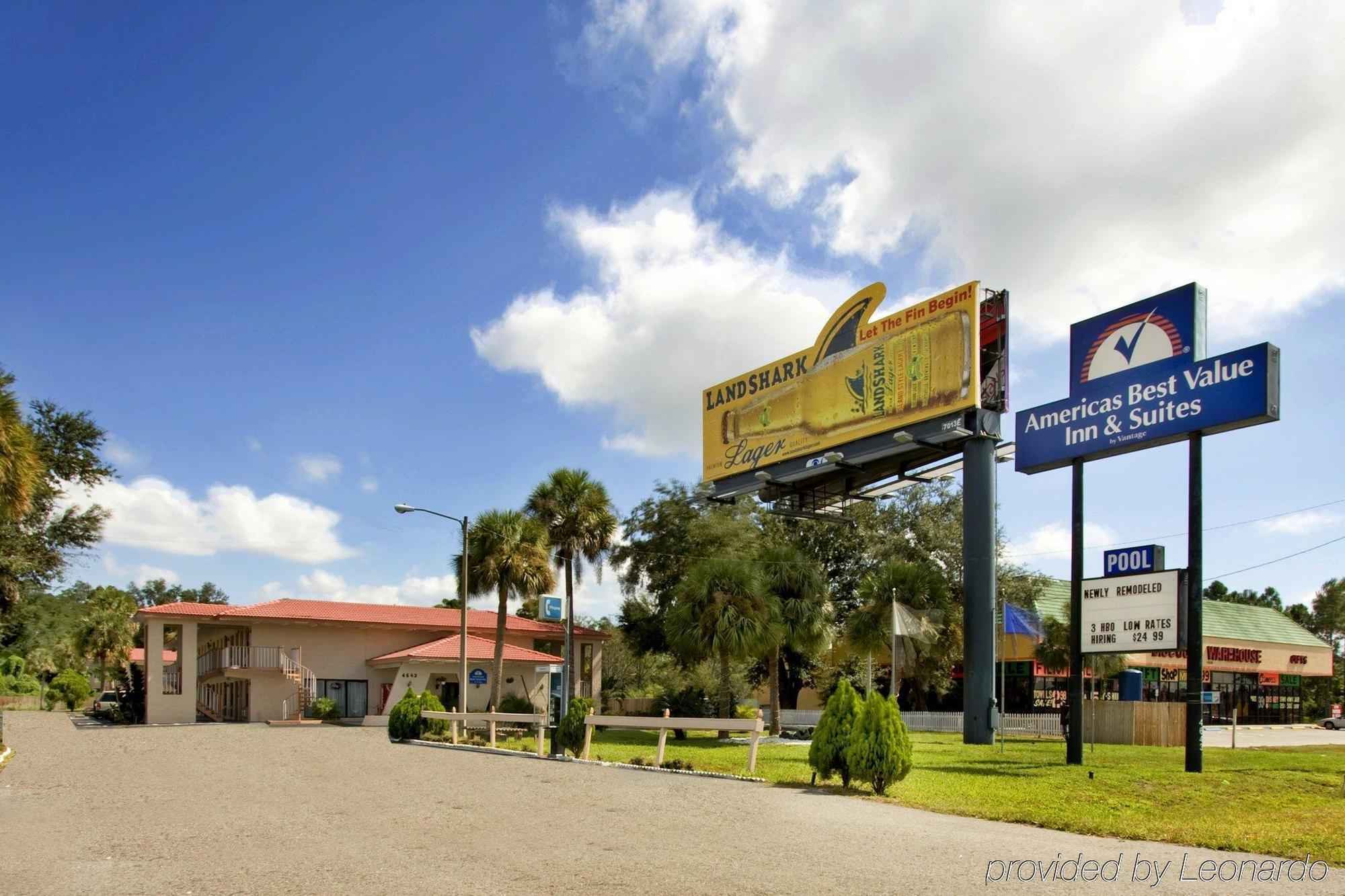 Goldstar Inn & Suites Kissimmee Exterior photo